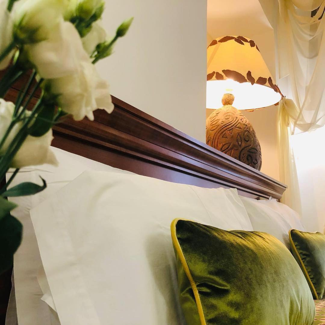 Hotel Astigiana & Appartamenti วาราซเซ ภายนอก รูปภาพ