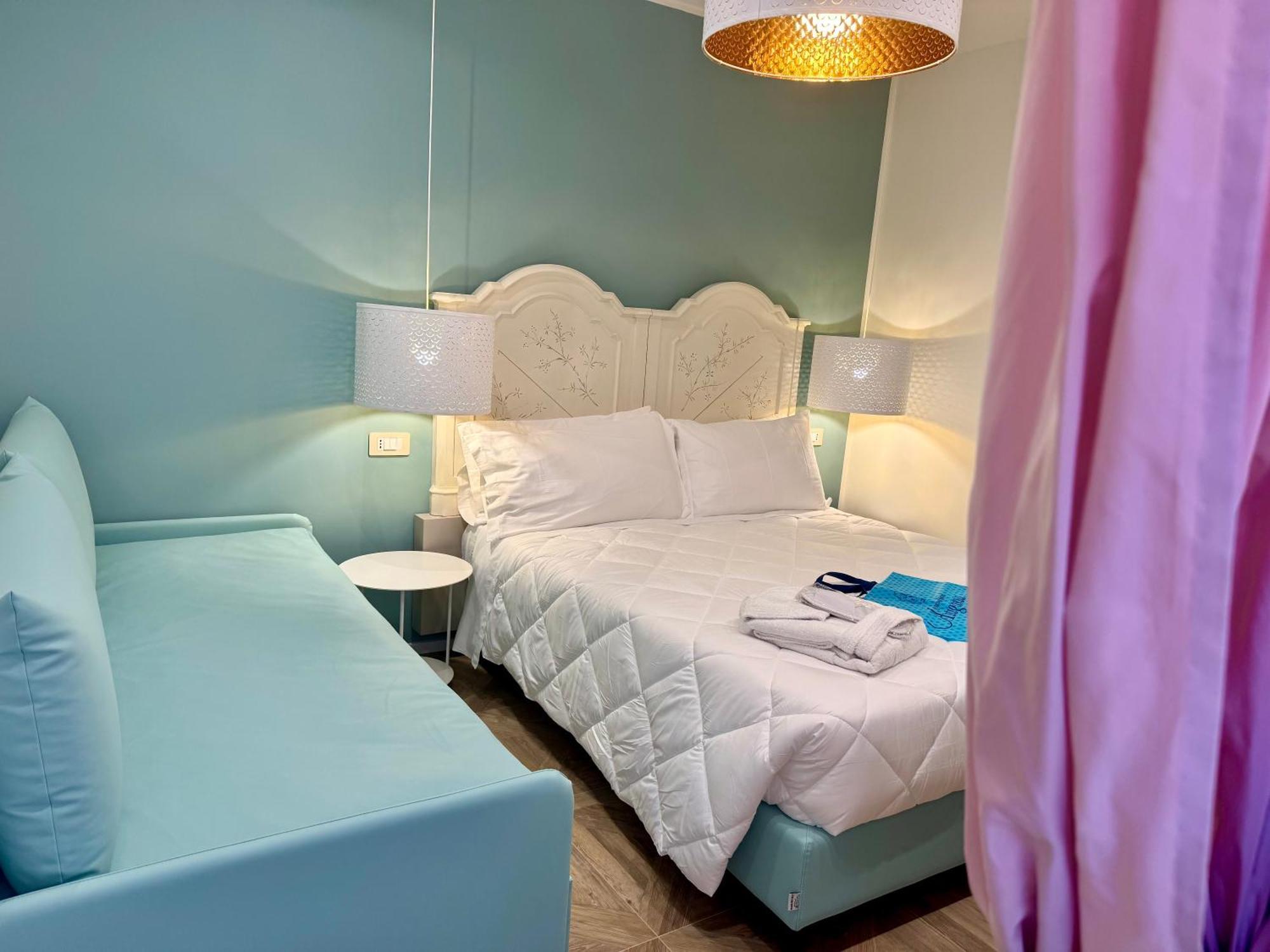 Hotel Astigiana & Appartamenti วาราซเซ ภายนอก รูปภาพ