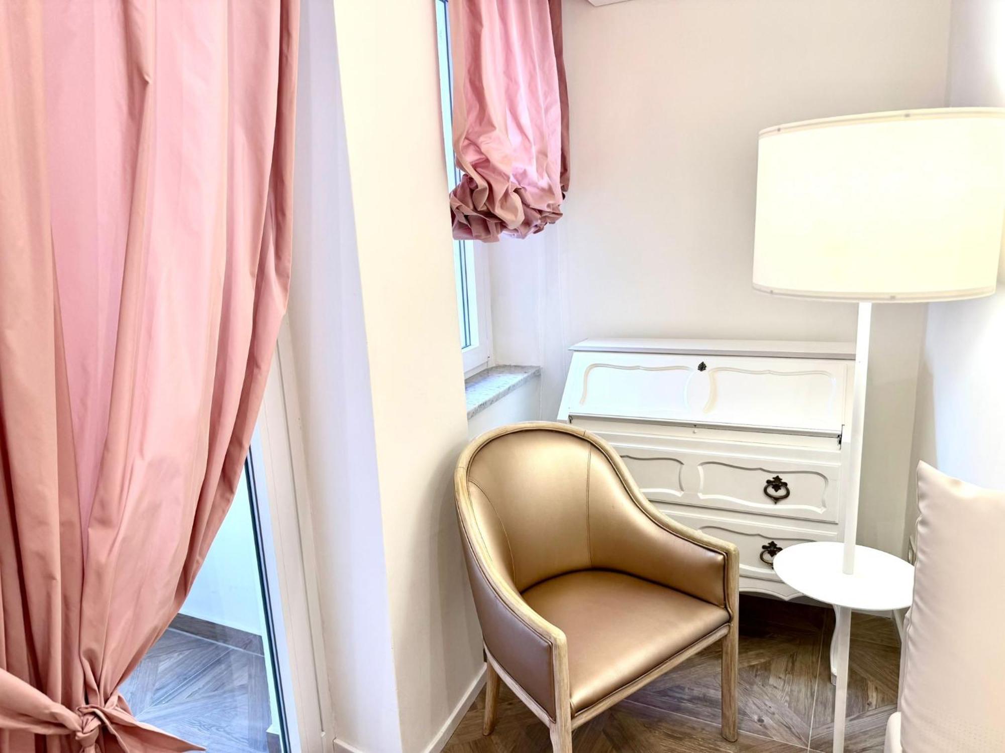 Hotel Astigiana & Appartamenti วาราซเซ ภายนอก รูปภาพ
