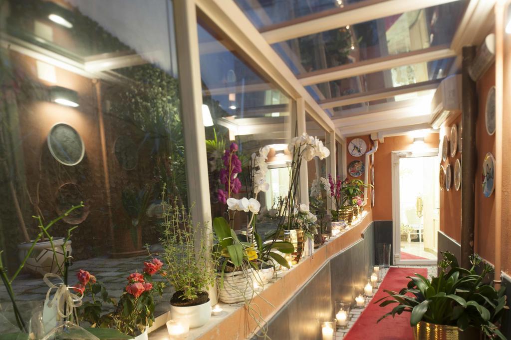 Hotel Astigiana & Appartamenti วาราซเซ ภายนอก รูปภาพ